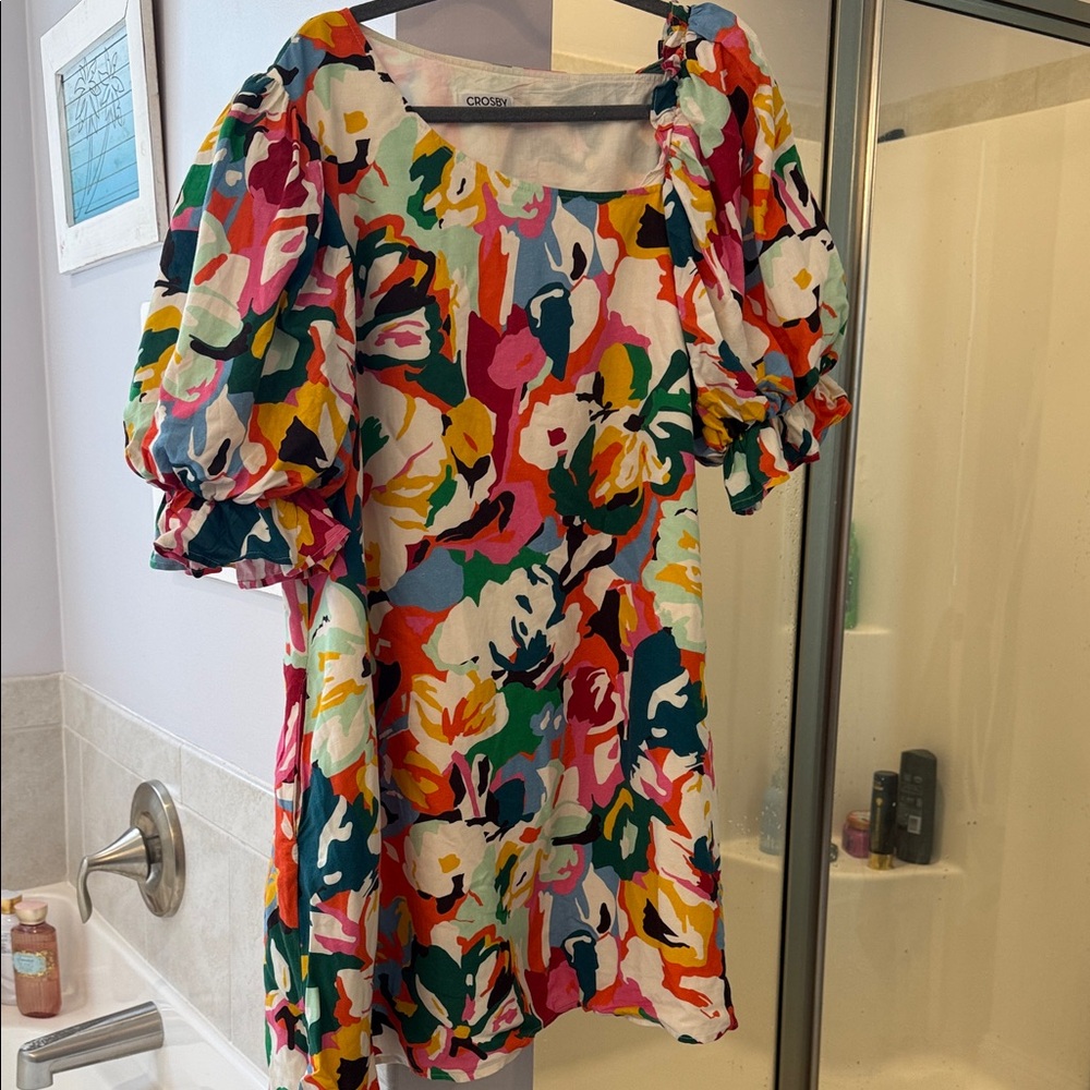 CROSBY by Mollie Burch Multicolor Floral Design